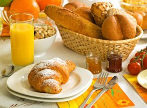 Hotel Silvia Viserbella di Rimini Екстер'єр фото
